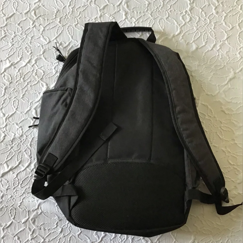 Eastsport backpack - Picture 2 of 3